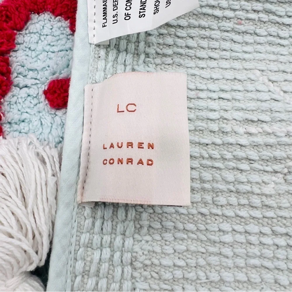 LC Lauren Conrad Merry & Bright Snowflake Christmas Rug